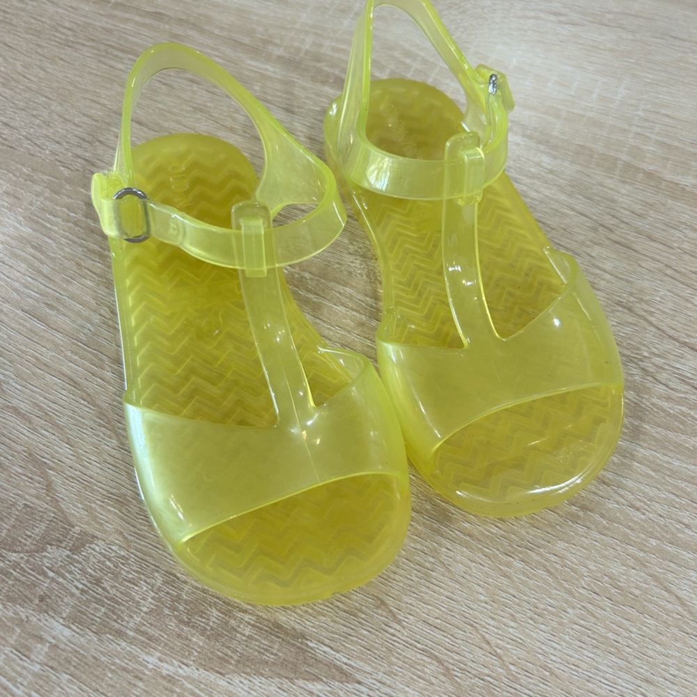Old Navy Yellow Jelly Sandals